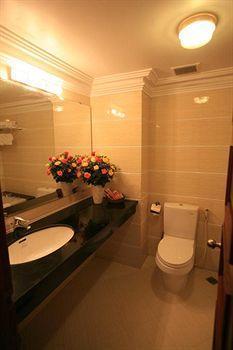 Lucky 3 & Travel 3* Hanoi